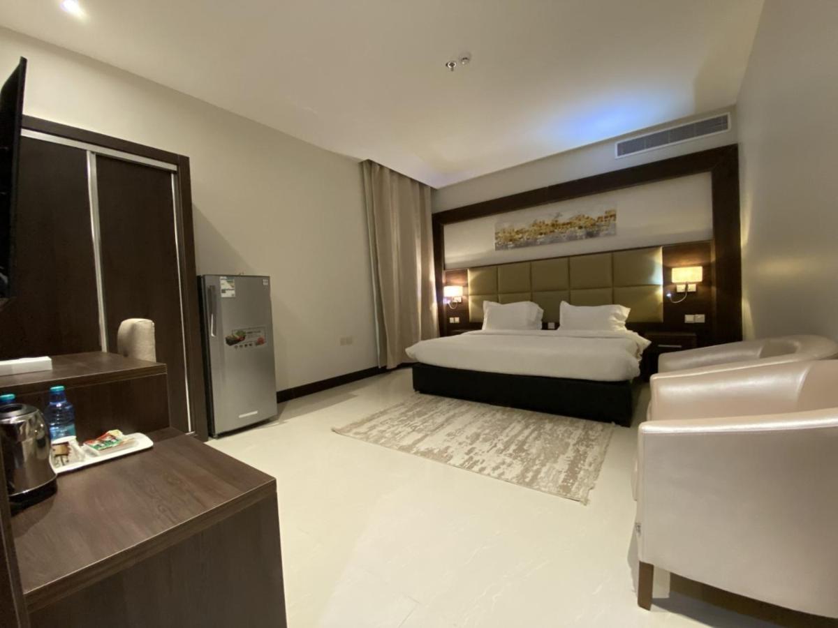 Emerald Residence Yanbu Bagian luar foto